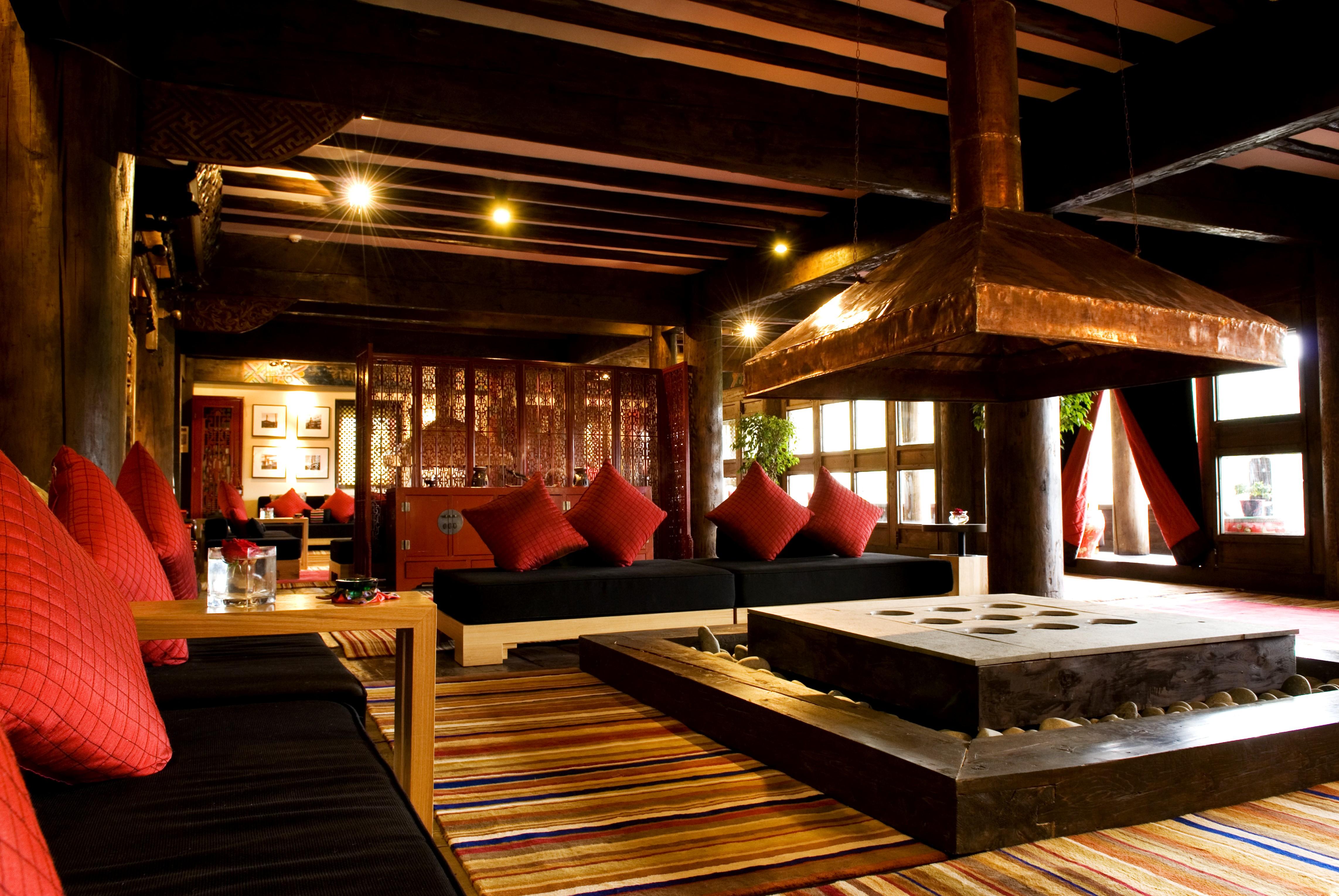 Banyan Tree Ringha Hotel Shangri-La Exterior photo